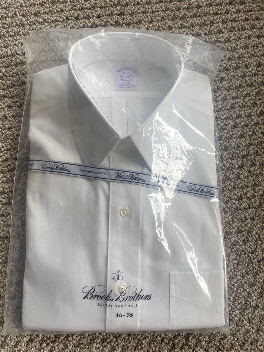 Brooks Brothers White Classic Dress Shirt - Spread Collar NWT